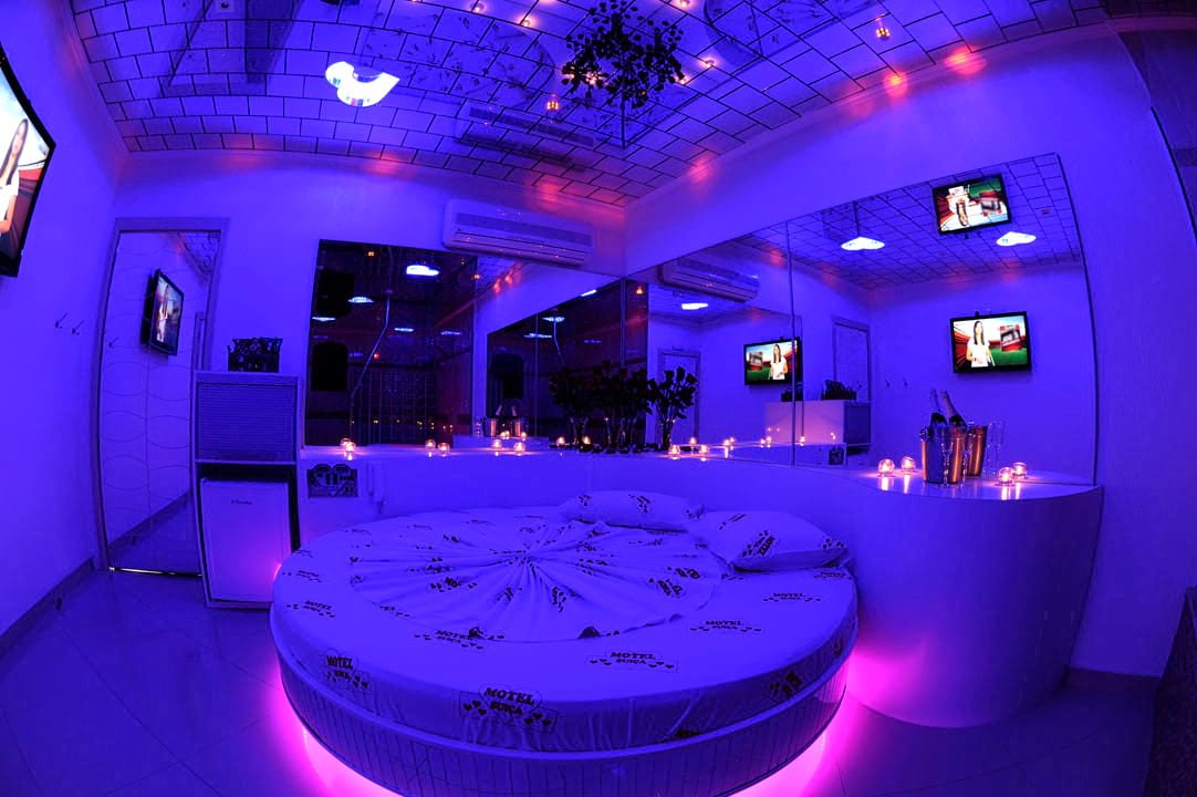 SuperLuxo32-03 SuperLuxo32-03